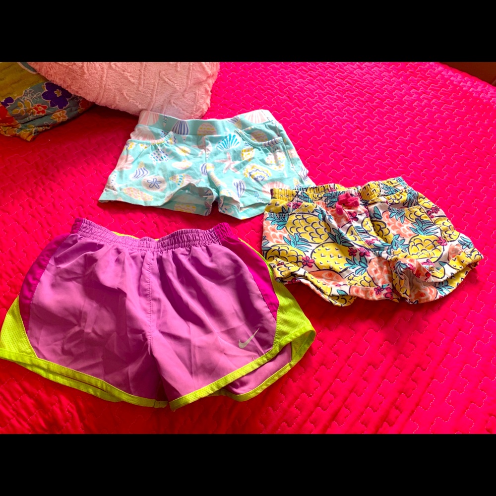Shorts Gymboree and Nike